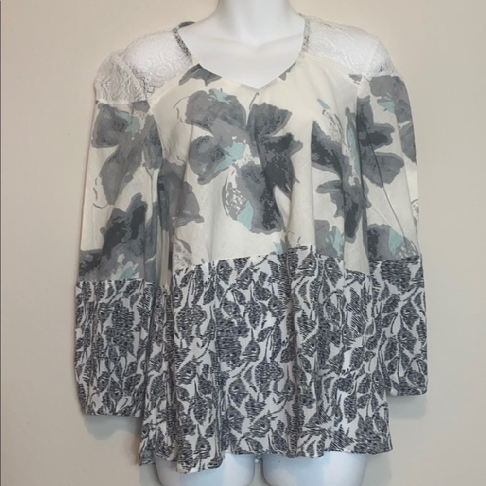 Mystree Boho Top with Lace Size S - Picture 2 of 8
